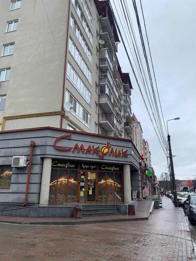 Центр. Поруч Парк Та Став Apartment Ternopil Exterior photo